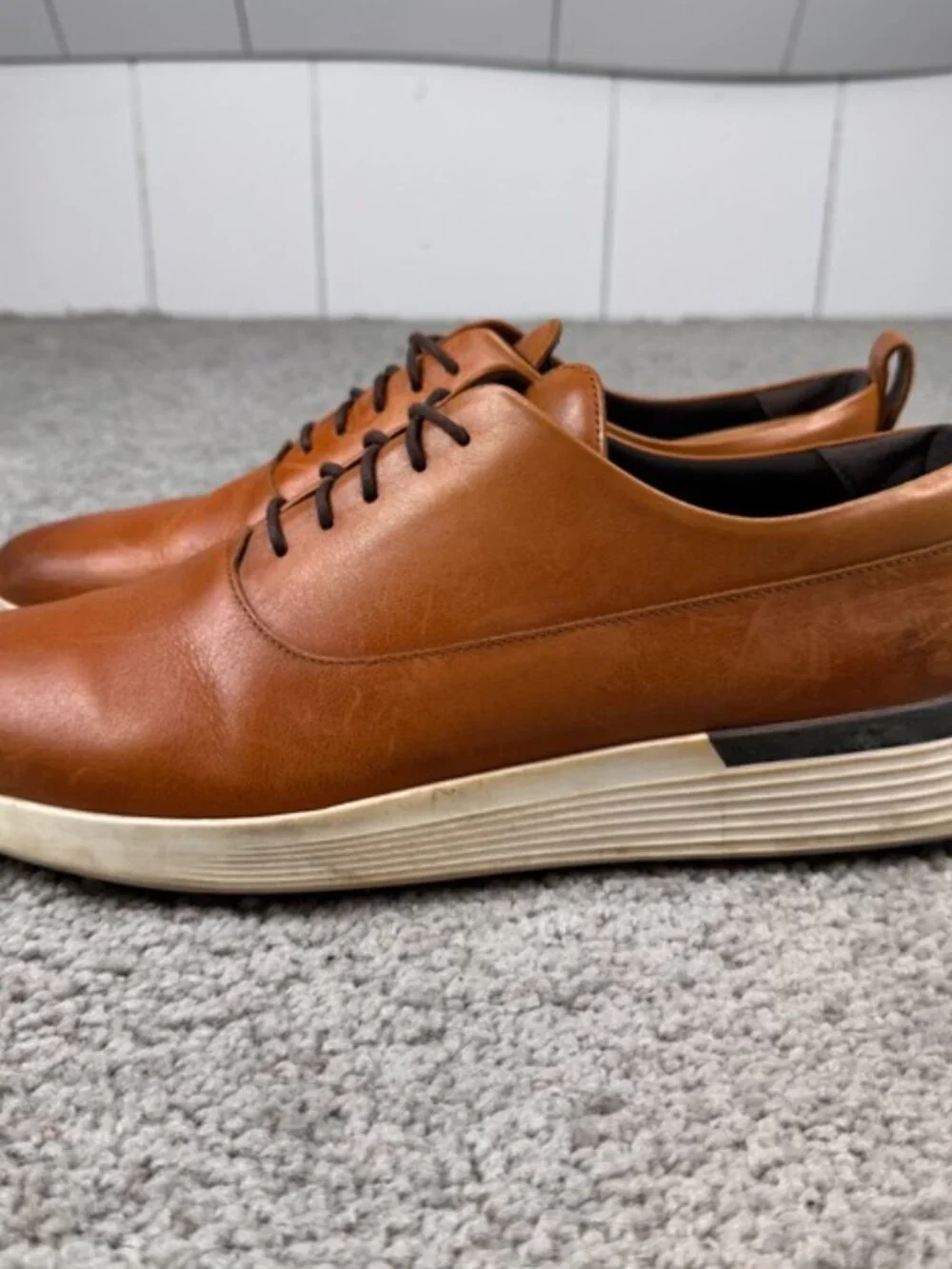 Wolf and Shepherd Brown Crossover Derby Lace Tie Dress Shoes Size US 10 M